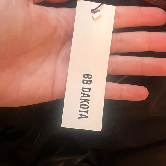 BB DAKOTA NEVER WORN: light pleather jacket - Picture 9 of 9